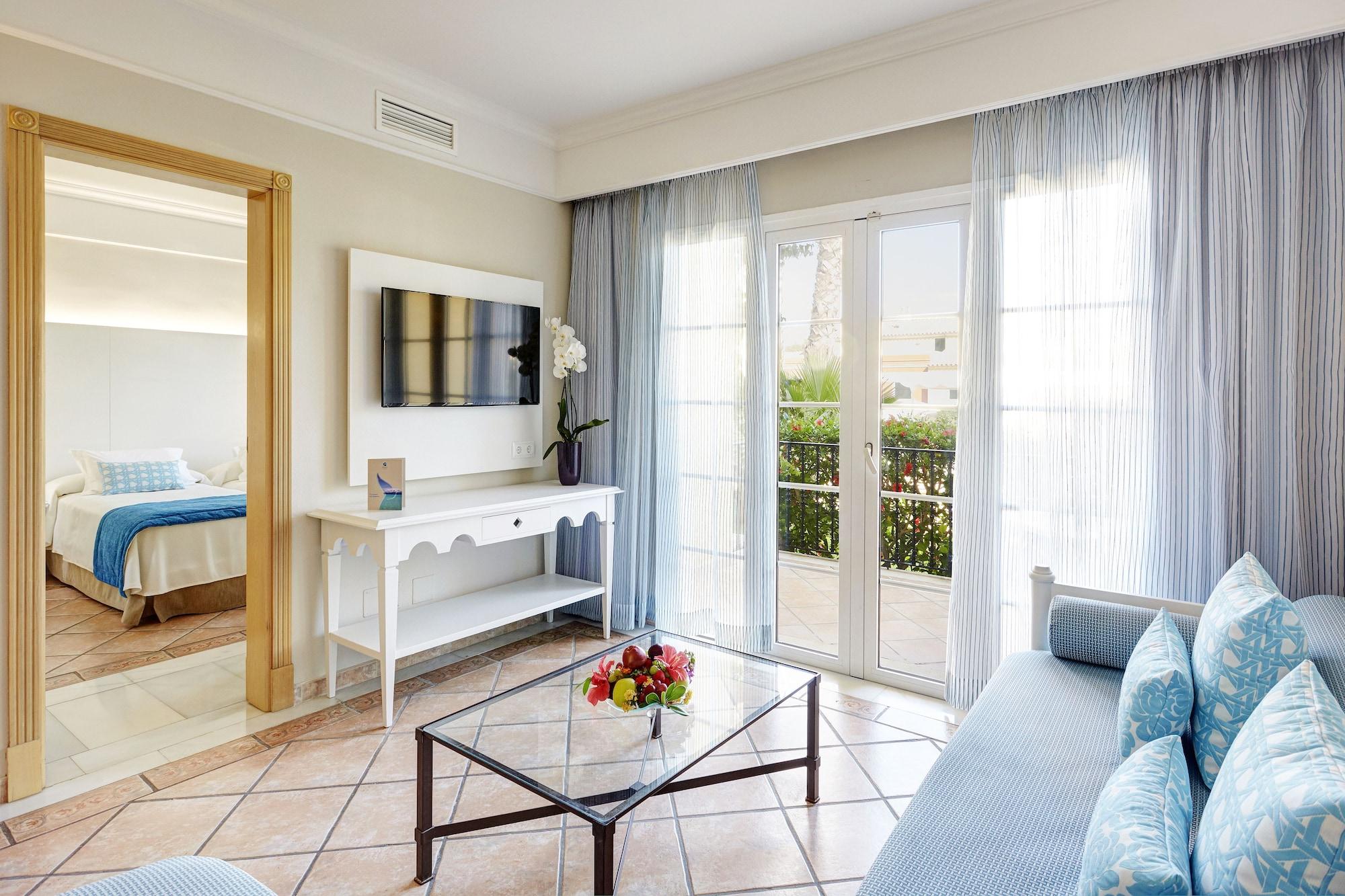 Grupotel Playa Club Son Xoriguer Bagian luar foto