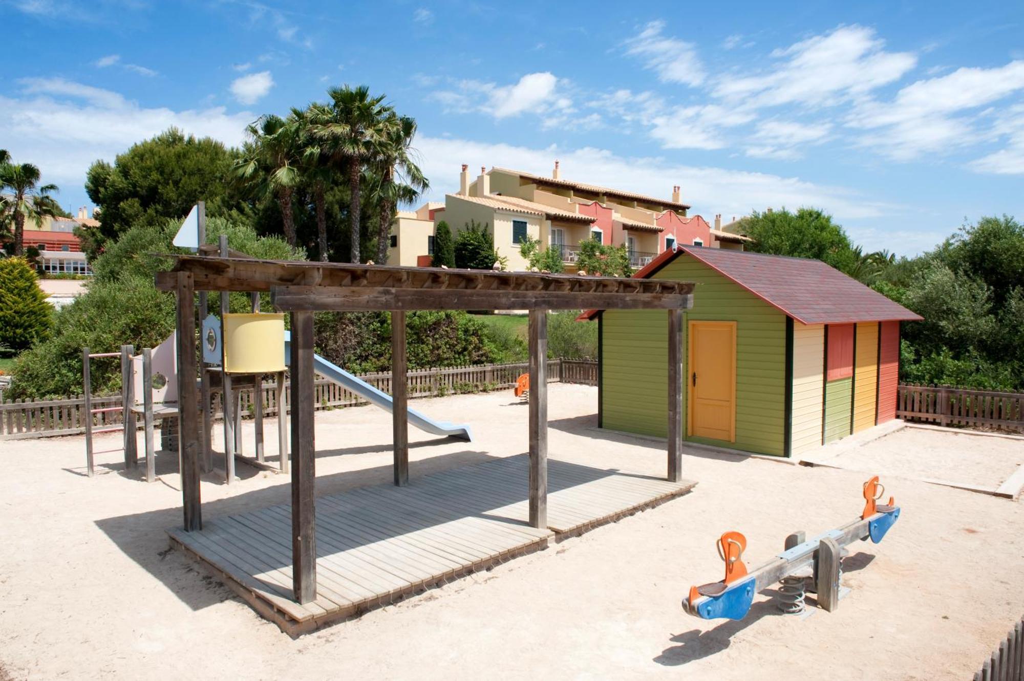 Grupotel Playa Club Son Xoriguer Bagian luar foto