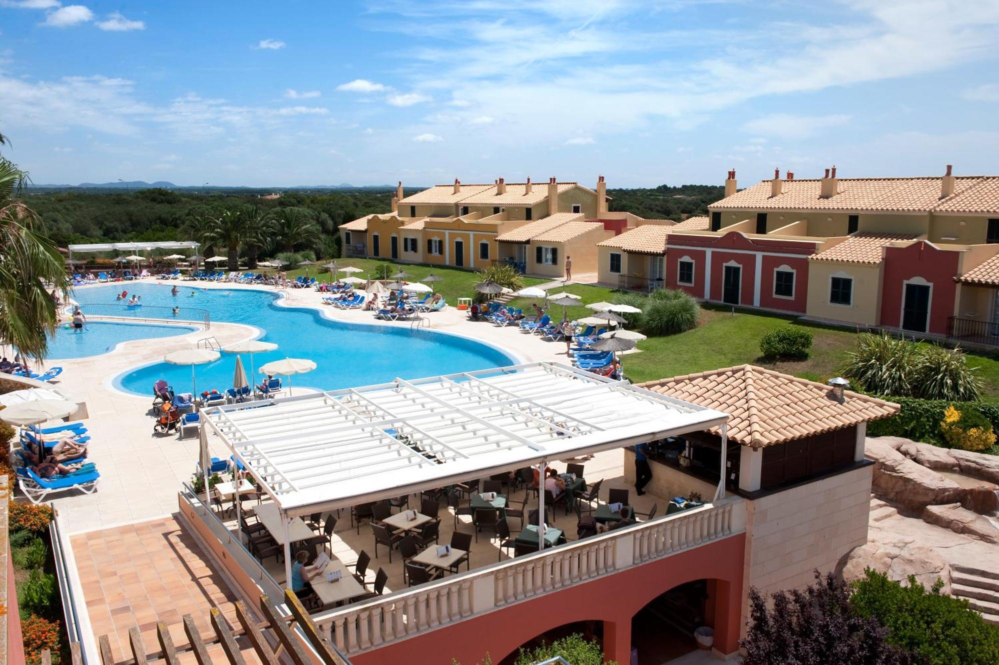 Grupotel Playa Club Son Xoriguer Bagian luar foto