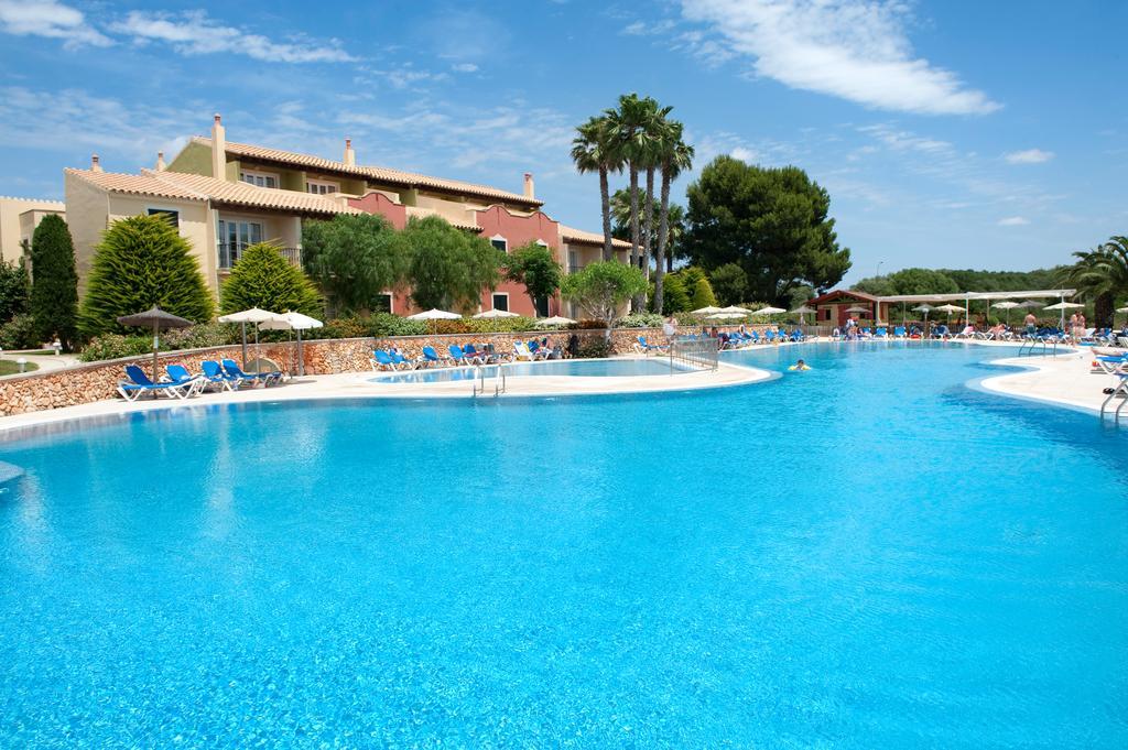 Grupotel Playa Club Son Xoriguer Bagian luar foto