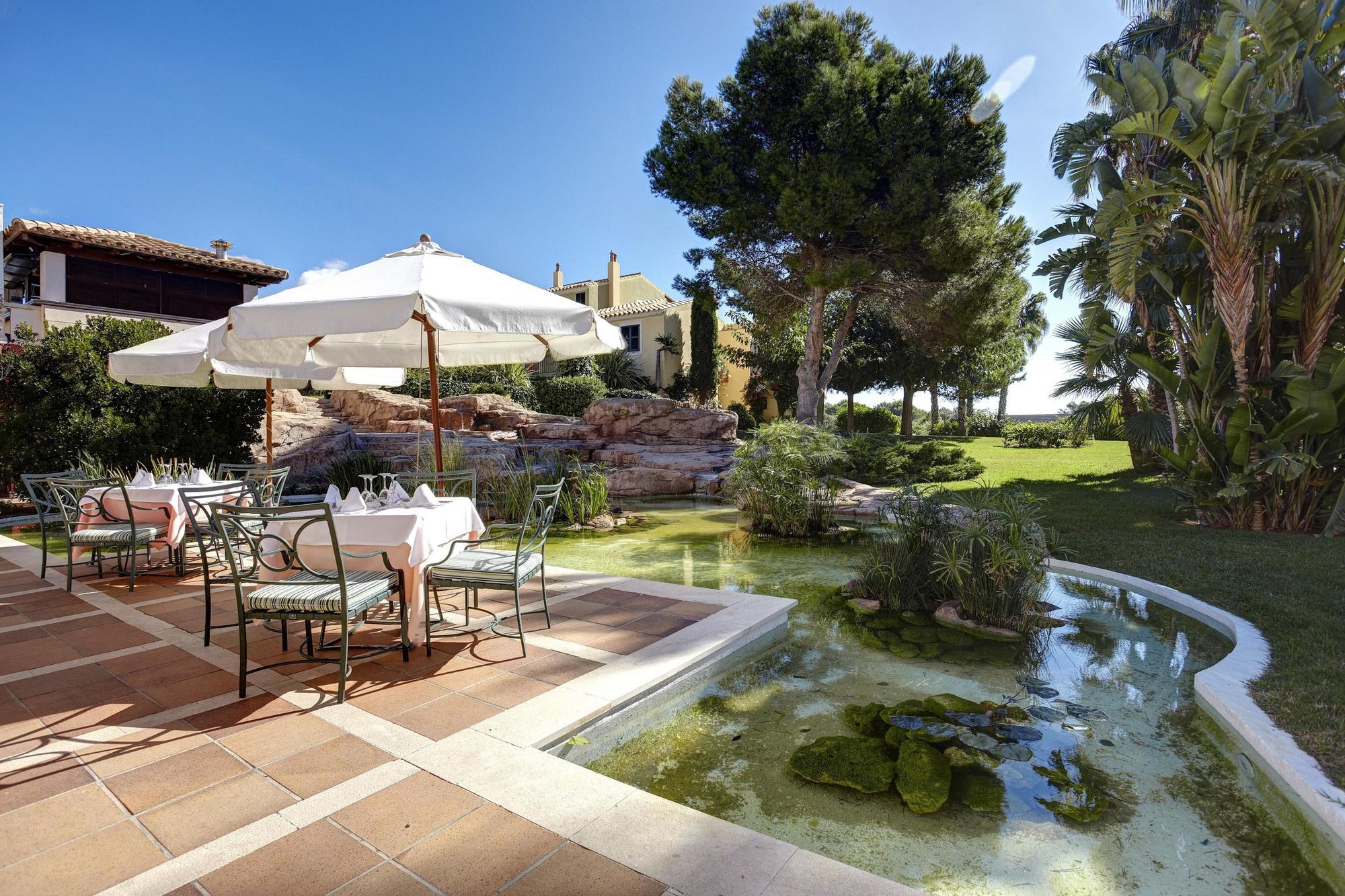 Grupotel Playa Club Son Xoriguer Bagian luar foto